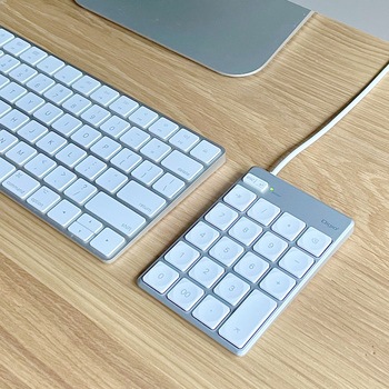 Mac用USB有線薄型テンキーボード ナカバヤシ