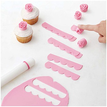 Wilton イージーブルームフラワーカットアウト cotta