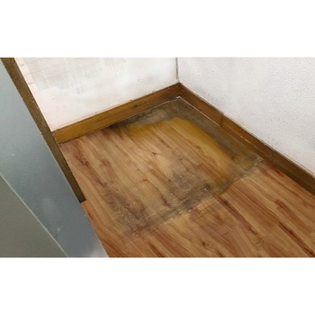 冷蔵庫下の床を守る透明床保護マット 明和グラビア