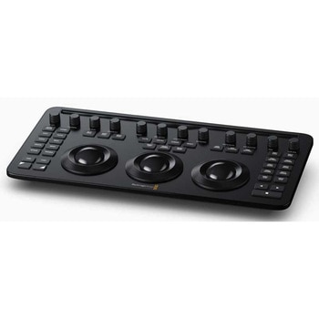 DV/RES/AAAPNLMIC/JA BLACKMAGICDESIGN