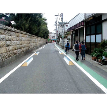 貼り付け式路面標示材 積水樹脂