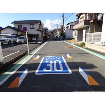 貼り付け式路面標示材 積水樹脂