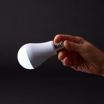 防災電球 蓄電型LED かりはな製作所