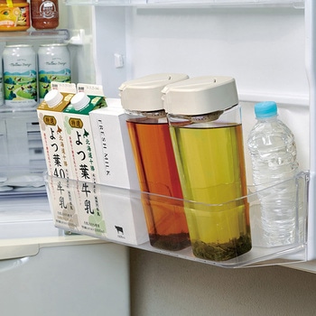タテヨコ・茶こし付シームレスピッチャー1．2 岩崎工業