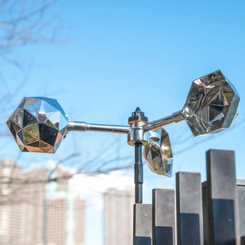 鳥よけ回転キラキラ イノベックス(旧:ダイオ化成)