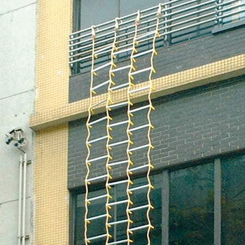 アルミ三列縄はしご 8m - 八ツ矢工業
