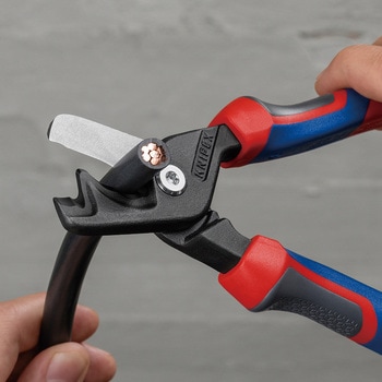 ケーブルカッターStepCut XL KNIPEX(クニペックス)
