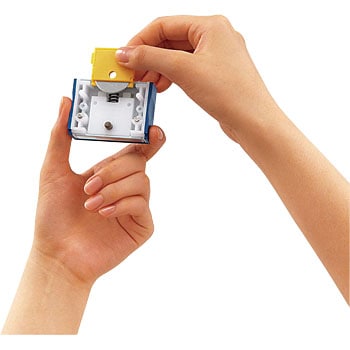 ほぼ未使用 コクヨ ペーパーカッター DN-T62 ロータリー式 40枚 チタン Amazon | コクヨ 裁断機 ペーパーカッター ロータリー式 40枚