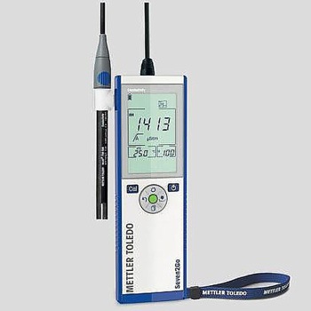 ポータブル導電率メーター Seven2Go 校正証明書付 METTLER TOLEDO(メトラー・トレド)