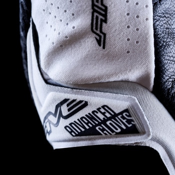 STUNT EVO 2 AIRFLOW WOMAN FIVE(ファイブ)