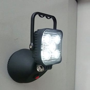 LED投光器 充電サンダービーム