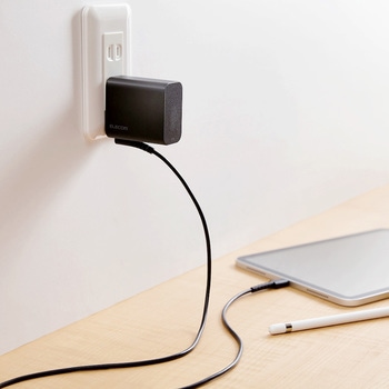 ACアダプター USB TypeC 充電器 45W 長さ1.8m ケーブル一体型 Type-C×1 PD対応 エレコム