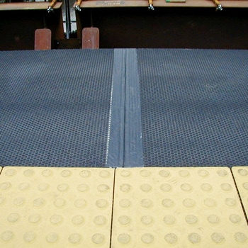 エコマット CONDOR(山崎産業)