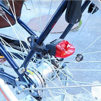 走ると光る自転車専用セーフティライト  F21196 富士商