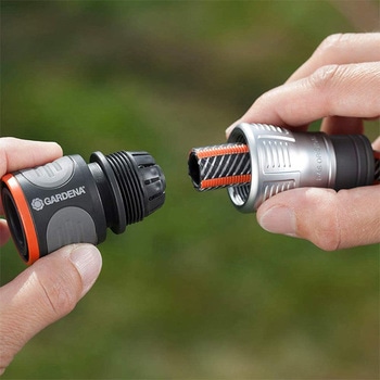 ホースコネクター 13mm(1/2)～15mm(5/8) プレミアム 18255-20 GARDENA(ガルデナ)