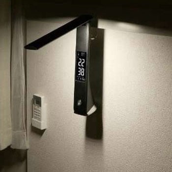 充電式防災対策LEDスタンドライト(デジタル表示付) ゼピール