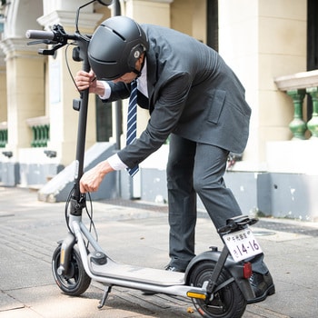 D28J 電動キックスクーター Segway-Ninebot (セグウェイナインボット) タイヤサイズ10インチ D28J - 【通販モノタロウ】