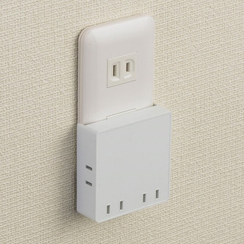 本体まるごと熱に強いPBT樹脂使用スクエアタップ4個口 耐トラッキング絶縁カバー付き オーム電機