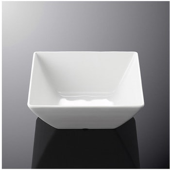 22cm正角ボール ホワイトC 国際化工