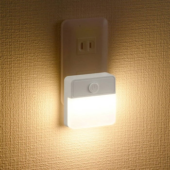 薄型LEDナイトライト スイッチ式 電球色 オーム電機