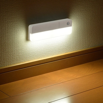 LEDセンサーライト 乾電池式 80lm オーム電機