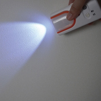 LEDフットライト  停電対策多機能ライト 明暗センサー コンセント式 オーム電機