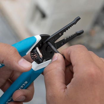 ワイヤーストリッパー KLEIN TOOLS