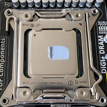 高性能グリス Thermal Grizzly