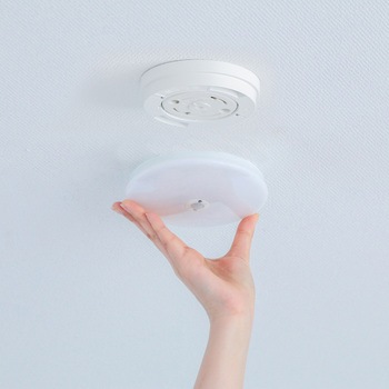 小型シーリングライト 薄型 人感センサー付【電球色 昼白色 電球色】 アイリスオーヤマ