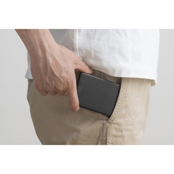 薄型モバイルバッテリー5000mAh アイリスオーヤマ