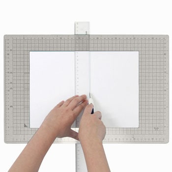 カッティングマット PLUS(プラス)[文具]