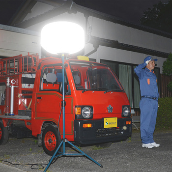 輝夜210W LED反射バルーンライト 小型台車仕様 Kaz