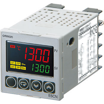 OMRON 温度調節器　E5CN-Q2TC