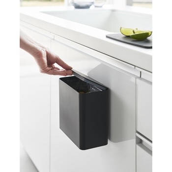 フィルムフック 密閉ゴミ箱 タワー ブラック 山崎実業