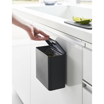 フィルムフック 密閉ゴミ箱 タワー ブラック 山崎実業