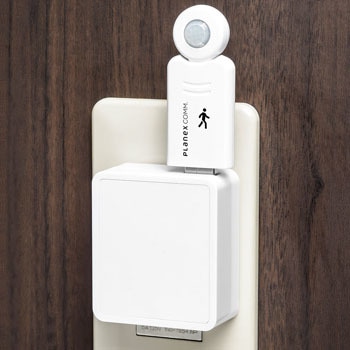 USB直接給電型WiFiどこでもセンサー PIR どこでも人感センサー プラネックスコミュニケーションズ