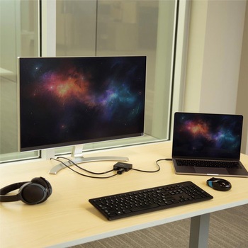 USB Type-C マルチポートアダプタ 1x 4K対応HDMI 1x ギガビットイーサネット(GbE) 1x USB Type-C 1x USB-A StarTech.com