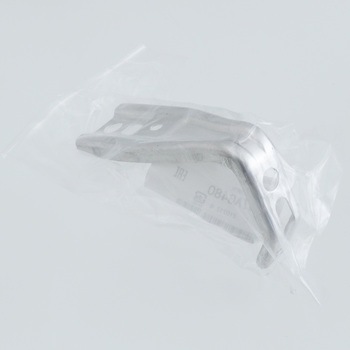 (5770)ブラケット，リヤ バンパ ロア スバル