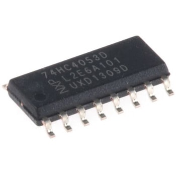 NXP トリプル2:1 マルチプレクサ / デマルチプレクサ 5 V， 16-Pin SOIC nexperia