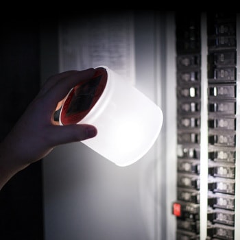 LEDソーラーランタン エムパワード エマージ+USB MPOWERD