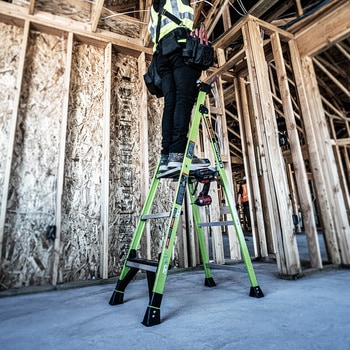 FRP上わく付き脚立 マイティーライト2.0 Little Giant