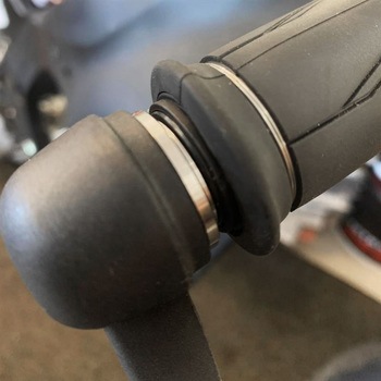 Universal ブレーキレバー Guard with 18mm insert GBRacing (ジービーレーシング)