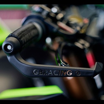 Universal ブレーキレバー Guard with 18mm insert GBRacing (ジービーレーシング)