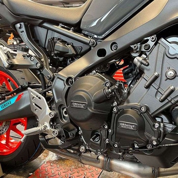 MT-09， FZ-09， Tracer & Scrambler クラッチカバー 2021-2024 GBRacing (ジービーレーシング)
