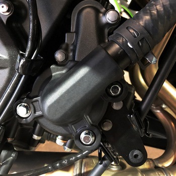 Secondary ウォーターポンプカバー GBRacing (ジービーレーシング)