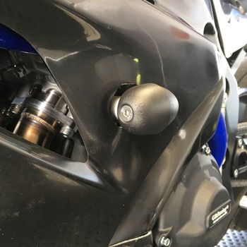 Bullet フレームスライダー - 左手側 GBRacing (ジービーレーシング)
