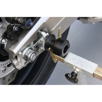 リアスタンドマウントキャリア ブラックアノダイズド Honda CB 650 F (2014 -) GSG Mototechnik (GSGモトテクニック)