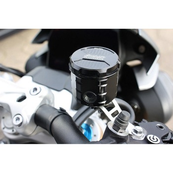 ブレーキオイルリザーバー フロント Triumph Speed Triple 1200 / RS / RR (PB01) (2021 -) GSG Mototechnik (GSGモトテクニック)