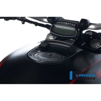 カーボンパーツ メーターパネル周りカバー Diavel ILMBERGER (イルムバーガーカーボンパーツ)