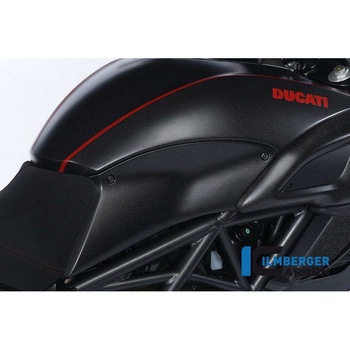 カーボンパーツ タンクサイドパネル 右側 Diavel ILMBERGER (イルムバーガーカーボンパーツ)